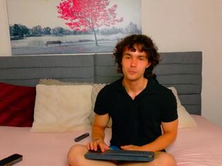 Yaman Fisher webcam model stream image