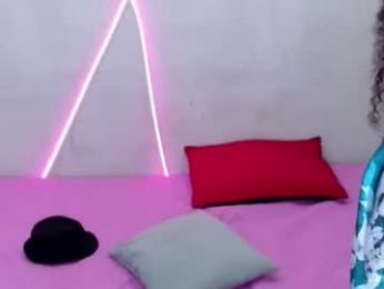 adams_niki webcam model stream image