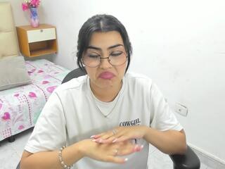 Triana Bloom webcam model stream image