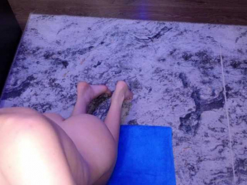 Candy-Floss webcam model stream image