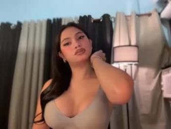 sweet_scarllet12 webcam chaturbate model stream image
