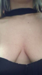 LizzieBlack webcam model stream image