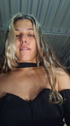 LizzieBlack webcam model stream image