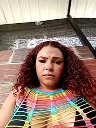 Mommy-Hot webcam model stream image