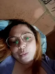 madelaine- webcam model stream image