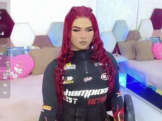 miss-adriana webcam model stream image