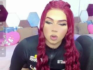 miss-adriana webcam model stream image