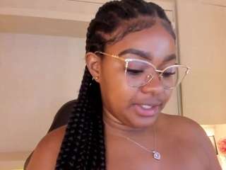 tamarazaki webcam model stream image