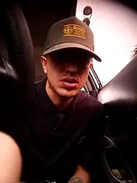 DebutingPathway webcam model stream image