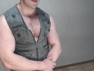 Erik Jones webcam model stream image