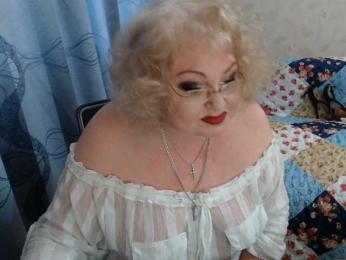 livingnextdoor webcam model stream image