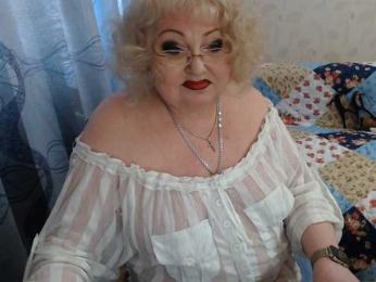 livingnextdoor webcam model stream image