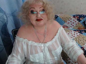 livingnextdoor webcam model stream image