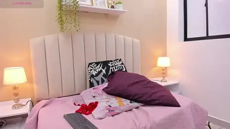 Mia_thompson_19 webcam stripchat model stream image