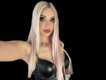 CarlaKats webcam model stream image