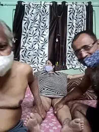 HoneyHush webcam model stream image