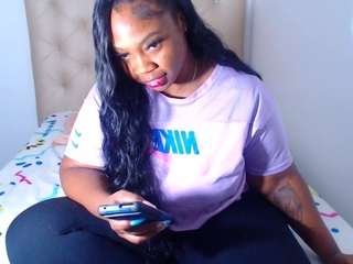 megaanfox webcam model stream image