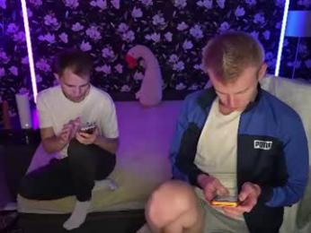 blond_boy69 webcam model stream image