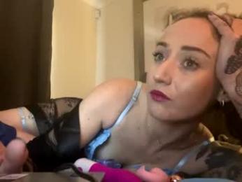 naughtycoupleweare webcam chaturbate model stream image