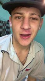 Tomadria webcam model stream image