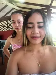 l0lita_emi webcam model stream image