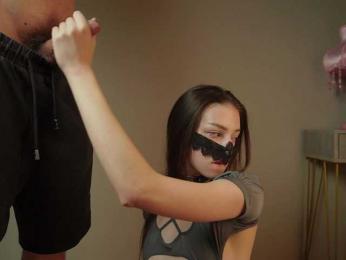 Ajuicycouple webcam bongacams model stream image