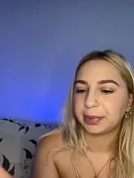 AmandaSnack webcam model stream image
