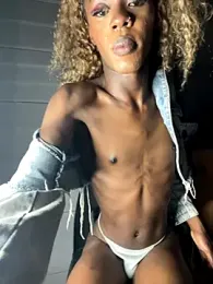 gingergirl67_ webcam model stream image