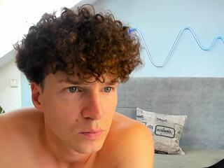 Ricky Brenner webcam model stream image