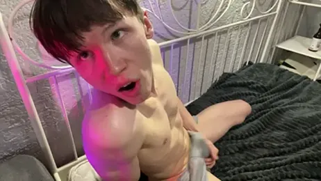 Slay-cute-boy webcam model stream image