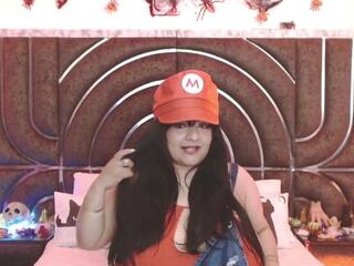 Bella Milleer webcam model stream image