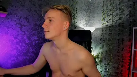 AlexxSweet webcam model stream image