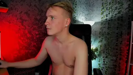 AlexxSweet webcam model stream image