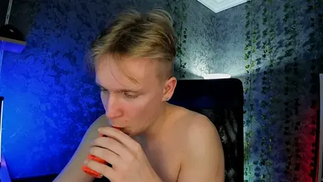 AlexxSweet webcam model stream image