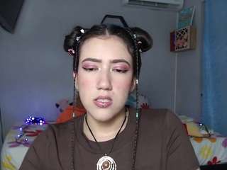 aurorashy webcam model stream image