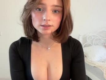 _floret_joy_ webcam model stream image