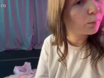 TwoLesbyBaby webcam bongacams model stream image