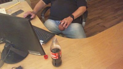 Barefooter webcam model stream image