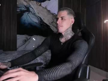 trisstan_ webcam model stream image