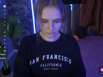 MaribelRiver webcam model stream image