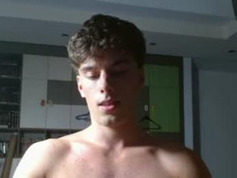 joel_friendly webcam model stream image