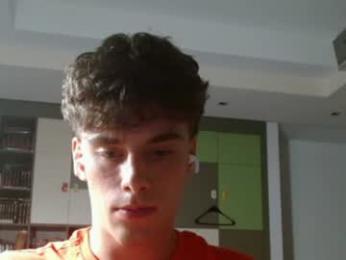 joel_friendly webcam model stream image