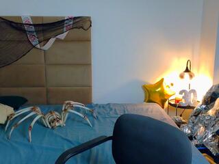 Zeb Madison webcam model stream image