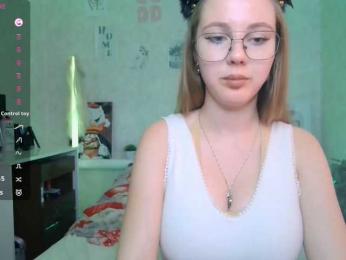 ViviVivienne webcam model stream image
