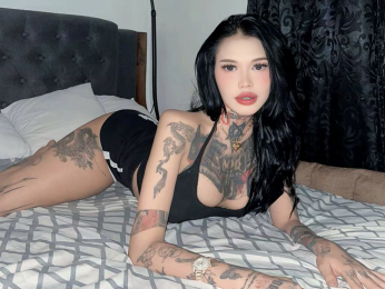 EmeraldWalton webcam model stream image