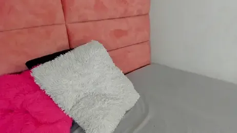 HellAndDante_ webcam model stream image