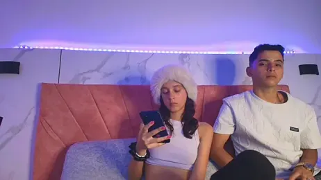 HellAndDante_ webcam model stream image