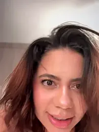 Aryrosee webcam model stream image