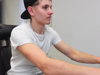 eric_poston webcam model stream image