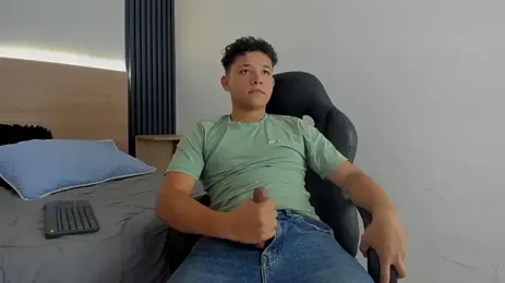 Axel_West8 webcam stripchat model stream image